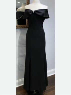 junnie Leigh Off-Shoulder Black Evening Gown
